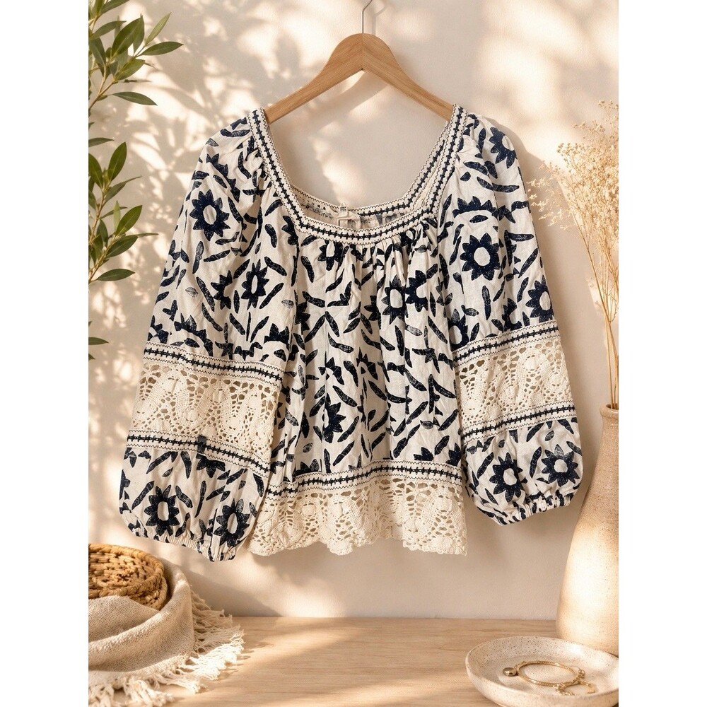 Christian Siriano Top  XS Linen Rayon Ivory & Black Floral Crochet Boho Peasant